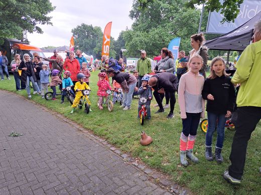 Start des Laufradrennens