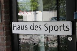 Haus des Sports Eingang